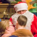 zenés programunk végén megérkezett a Mikulást